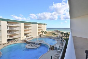 公寓客房, 多張床, 海景 (Dunes of Seagrove 301B) | 游泳池 | 室外游泳池