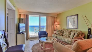 Condo, Multiple Beds, Ocean View (Destin on the Gulf 706) | Living area