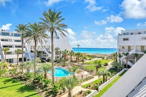 Exterior - Aegean 104 (Destin)