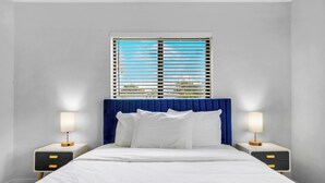 Unclassified image, 4 of 23, button - Lakeworth 2 Bedroom Home Free Parking (Lantana)