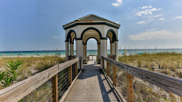 House, Multiple Beds (Our Destiny in Dunes of Destin) | Property grounds - Our Destiny in Dunes of Destin (Destin)