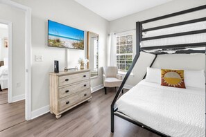 House, 1 King Bed with Sofa bed (Elsie's Cove) | 2 bedrooms, iron/ironing board, bed sheets