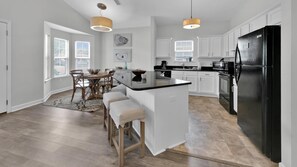 House, Multiple Beds (Luna Sea) | Private kitchen