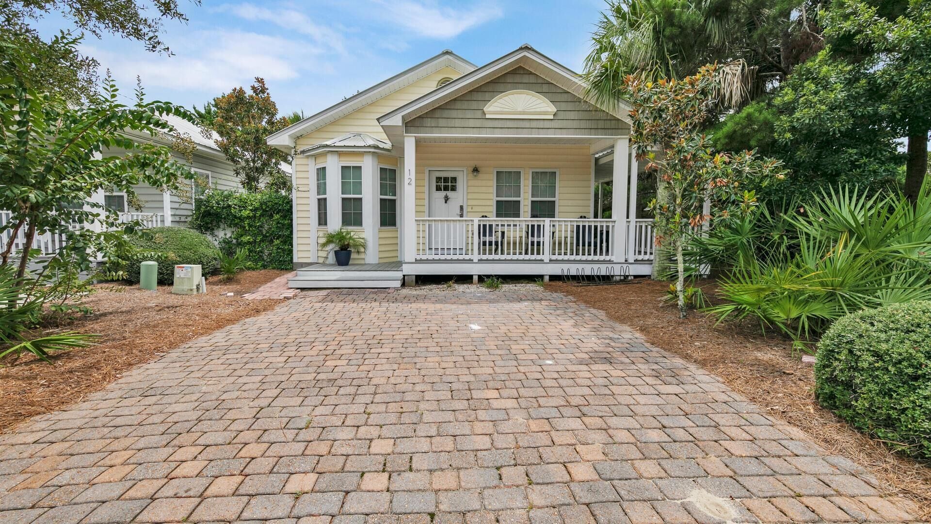 House, Multiple Beds (Luna Sea) | Exterior