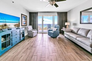 Condo, Multiple Beds, Ocean View (Sterling Shores 609) | Living area - Sterling Shores 609 (Destin)