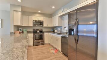 Condo, 1 King Bed with Sofa bed (Aegean 204) | Private kitchen | Oven, toaster