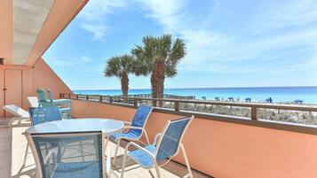 Condo, 1 King Bed with Sofa bed (Aegean 204) | Outdoor dining