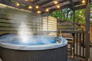 Bain à remous extérieur