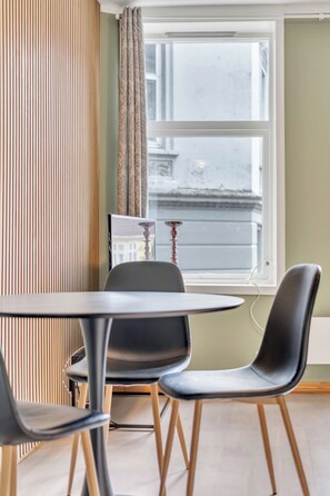 Dining - Enkelt og fredelig overnattingssted med sentral beliggenhet. (Vestland)