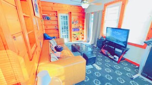 TV connectée, cheminée, jeux vidéo, écrans d'ordinateur