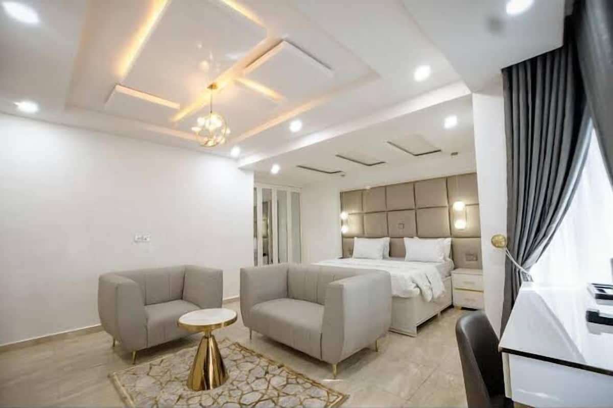 1 chambre, bureau, espace de travail pour ordinateurs portables