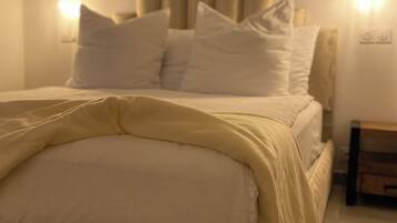 1 bedroom, free WiFi, bed sheets