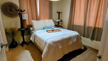 3 bedrooms, bed sheets