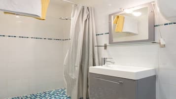 Hair dryer, towels, toilet paper