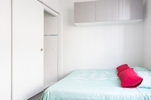 1 soverom, strykejern/-brett, wi-fi og sengetøy