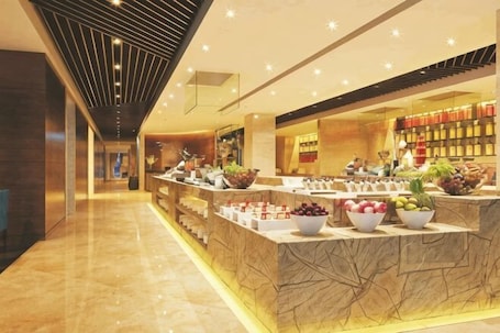 レストラン. Huaxi Hotel