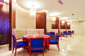 Dining - Huaxi Hotel (Laixi)