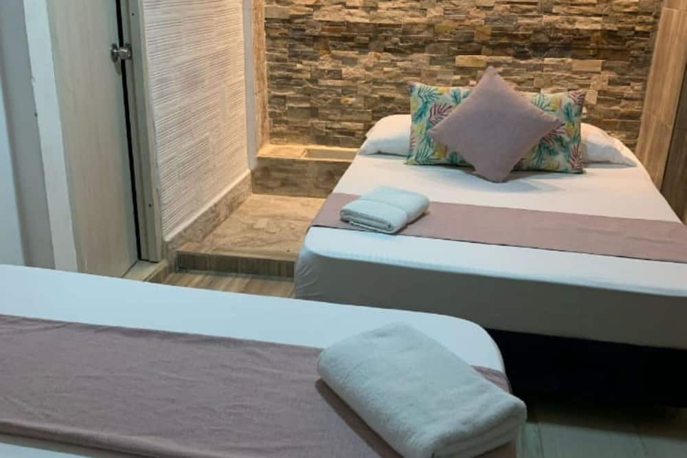 Hostal Catalleya