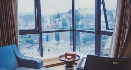 Ying Rong Hotel