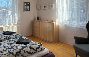 4 bedrooms