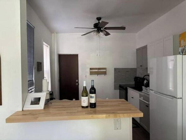 Paper towels - Park, Library across near Center
(Philadelphia)