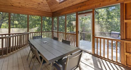 Unwind: Spacious Golf & Family Getaway w/ Hot Tub & Sauna