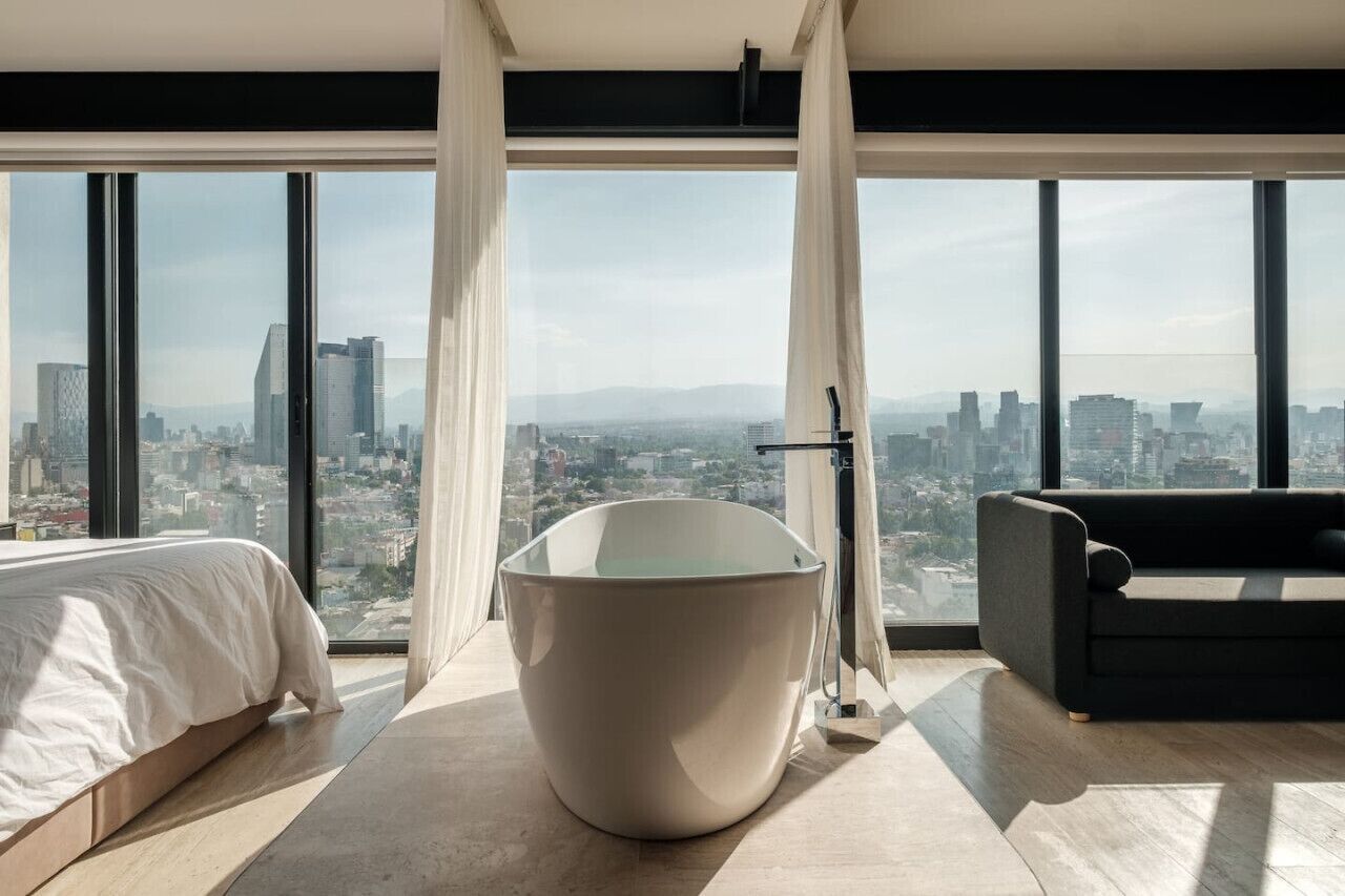 1 chambre, bureau, fer et planche à repasser, Wi-Fi gratuit