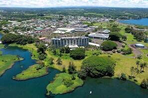 Aerial view - Hilo Lagoon 2 BD Condo-A/C, Pool (Hilo)