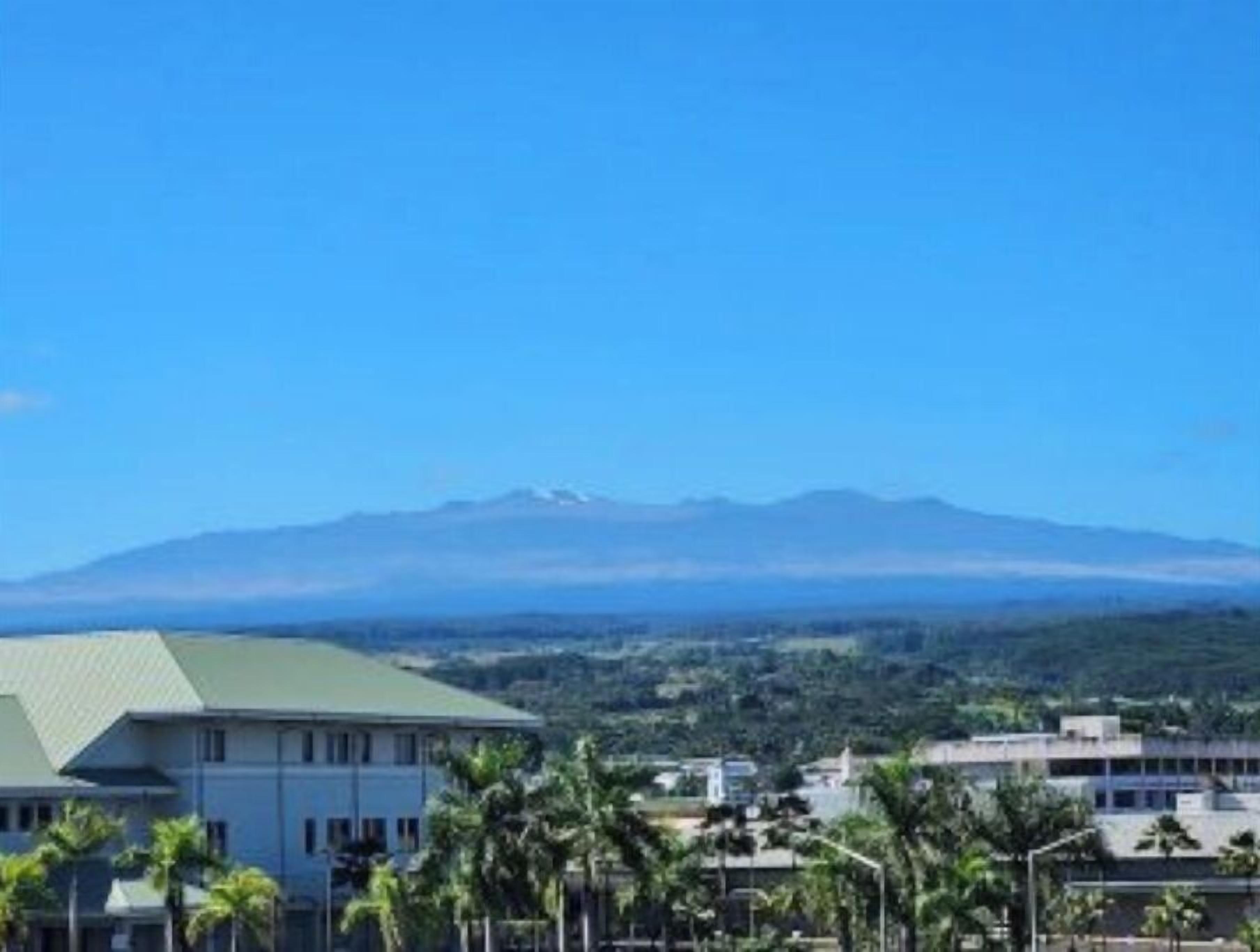 Hilo Lagoon 2 BD Condo-A/C, Pool