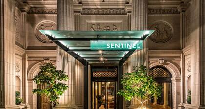 Premier King near Boutiques and Art Galleries