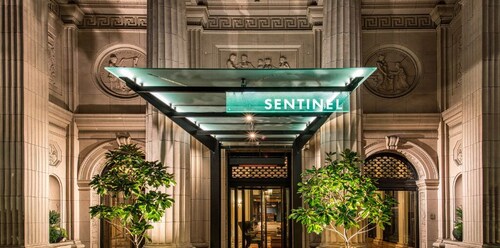 Parlor Suite | Signature Amenities + 24-Hour Gym