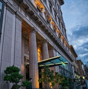 Exterior detail - Terrace Studio | Executive Floor w/ Lounge Access (Portland)