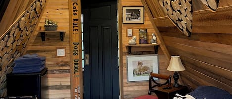 1 多间卧室、办公桌、熨斗/熨衣板、免费 WiFi