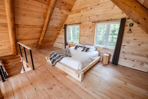 4 bedrooms, WiFi, bed sheets