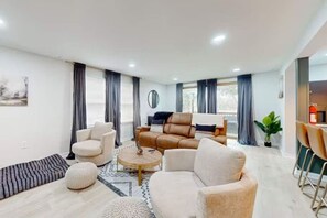 TV, fireplace, video games, ping pong