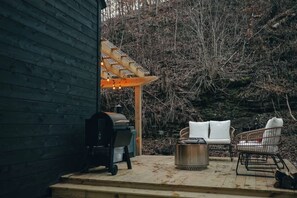 Terrace/patio - Tall Stüga at Lush Hollow (Frenchburg)