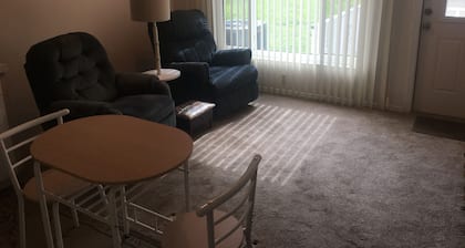 Clearwater FL. Furnished 2-BR/2-BA condominium; but currently UNAVAILABLE