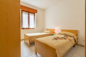 2 bedrooms