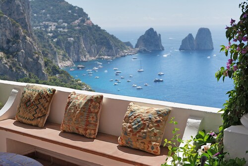 Villa "Bella Vista" avec vue sur la mer, terrasse privée et Wi-Fi