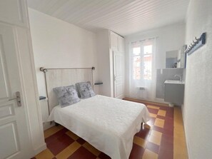 2 bedrooms - Pleasant village house close to the beach 4GSA12 (LE BARCARES)