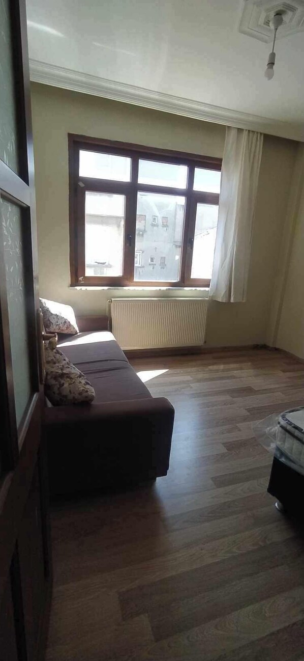 Strykejern/-brett og wi-fi (inkludert)