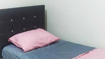Single Room, Women only, Non Smoking | Iron/ironing board, free WiFi