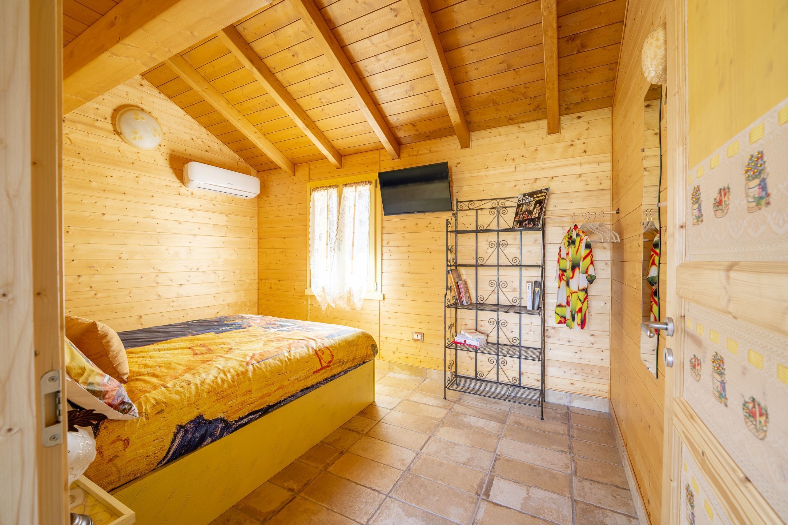 1 多间卧室、免费 WiFi、床单