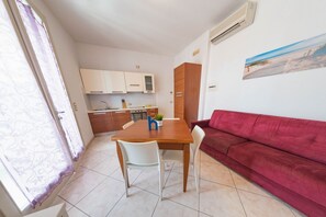 Interior - Homiday - Felicioni Alba Adriatica, Three Bedroom Apartment on the Ground Floor (Alba Adriatica)