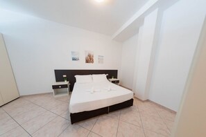 WiFi, bed sheets - Homiday - Felicioni Alba Adriatica, Monolocale Piano Terra (Alba Adriatica)