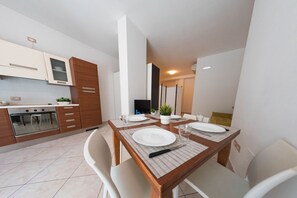 Dining - Homiday - Felicioni Alba Adriatica, Monolocale Piano Terra (Alba Adriatica)