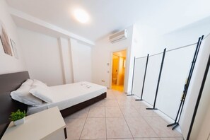 WiFi, bed sheets - Homiday - Felicioni Alba Adriatica, Monolocale Piano Terra (Alba Adriatica)