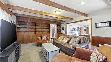 Smart TV, fireplace, video games, books