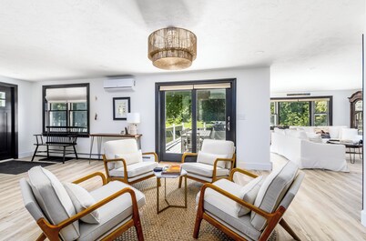 Book a Last Minute Cape Escape! Modern, Tranquil Cape home close to town beaches