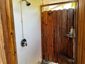 Photo non classée, 3 sur 33, bouton